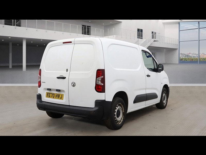 Vauxhall Combo 1.5 Turbo D 2000 Edition L1 H1 Euro 6 (s/s) 4dr 4dr Manual 2025