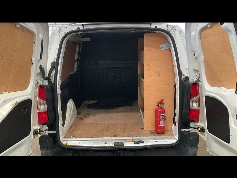 Vauxhall Combo 1.5 Turbo D 2000 Edition L1 H1 Euro 6 (s/s) 4dr 4dr Manual 2025