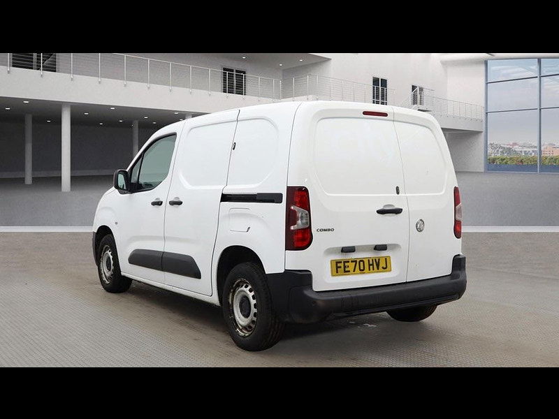 Vauxhall Combo 1.5 Turbo D 2000 Edition L1 H1 Euro 6 (s/s) 4dr 4dr Manual 2025