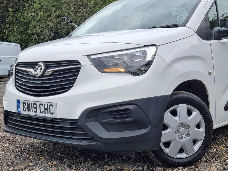 Vauxhall Combo 1.6 Turbo D 2300 Edition L2 Euro 6 (s/s) 6dr 6dr Manual 2024