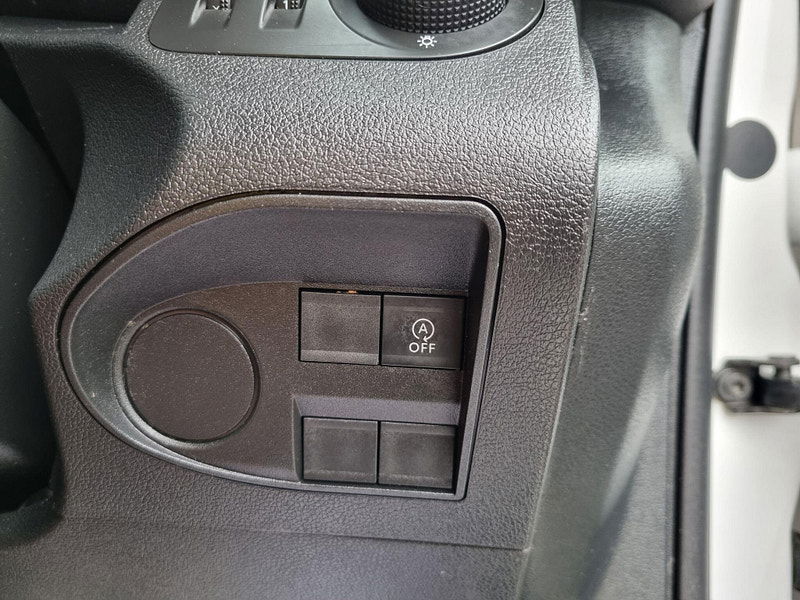 Vauxhall Combo 1.6 Turbo D 2300 Edition L2 H1 Euro 6 (s/s) 6dr 6dr Manual 2025