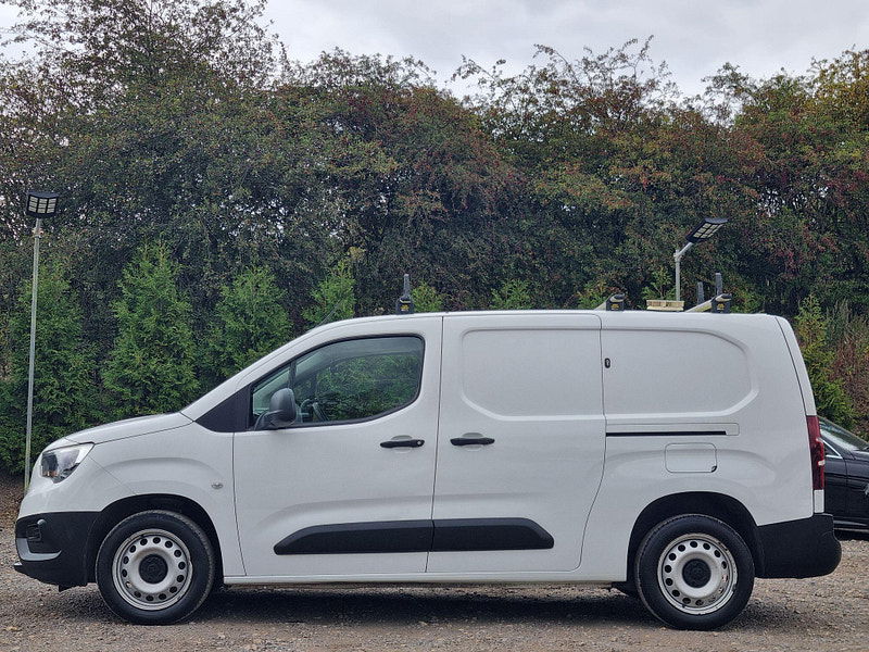 Vauxhall Combo 1.6 Turbo D 2300 Edition L2 H1 Euro 6 (s/s) 6dr 6dr Manual 2025