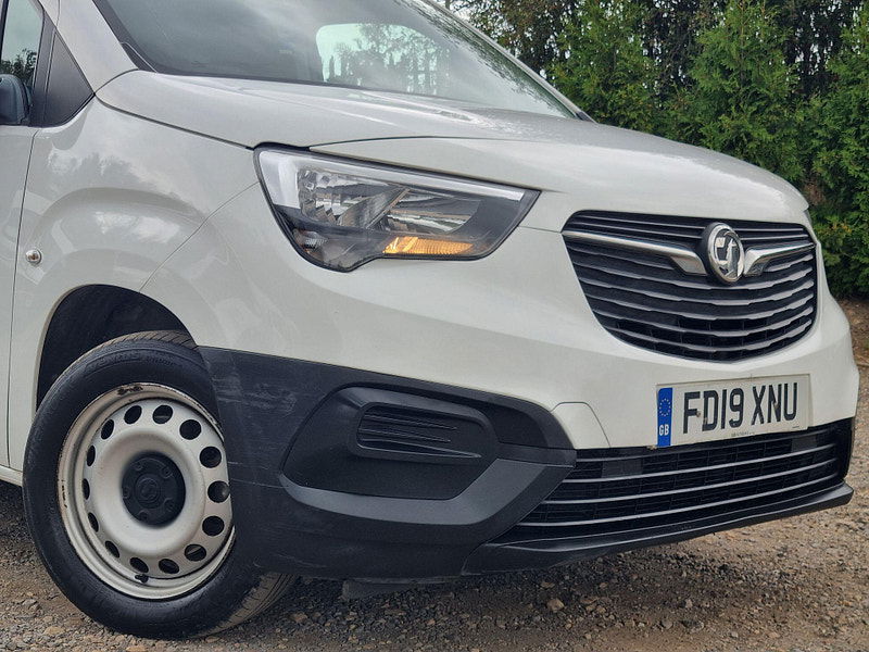 Vauxhall Combo 1.6 Turbo D 2300 Edition L2 H1 Euro 6 (s/s) 6dr 6dr Manual 2025