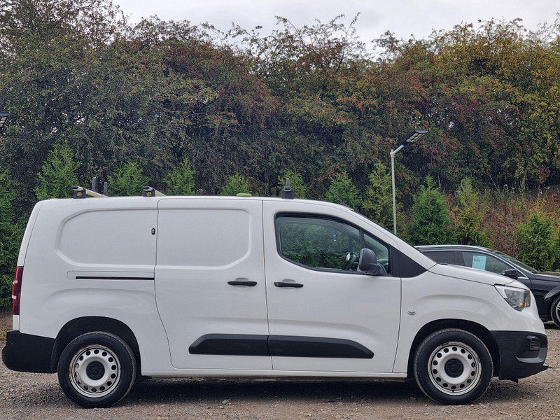 Vauxhall Combo 1.6 Turbo D 2300 Edition L2 H1 Euro 6 (s/s) 6dr 6dr Manual 2025