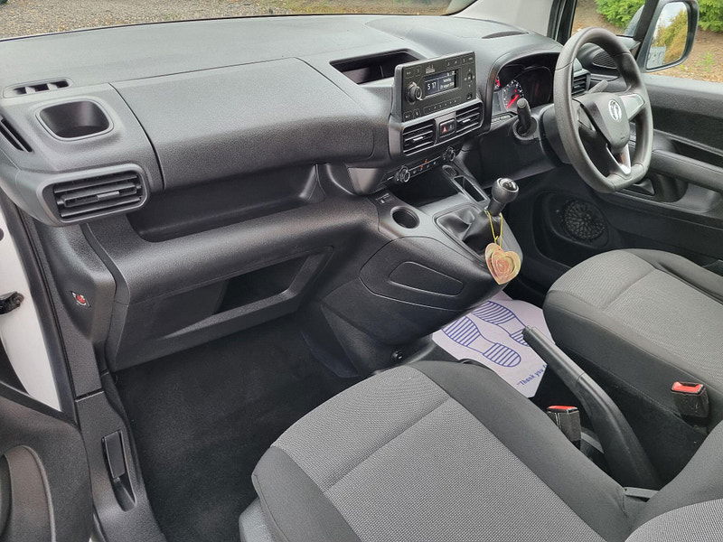 Vauxhall Combo 1.6 Turbo D 2300 Edition L2 H1 Euro 6 (s/s) 6dr 6dr Manual 2025