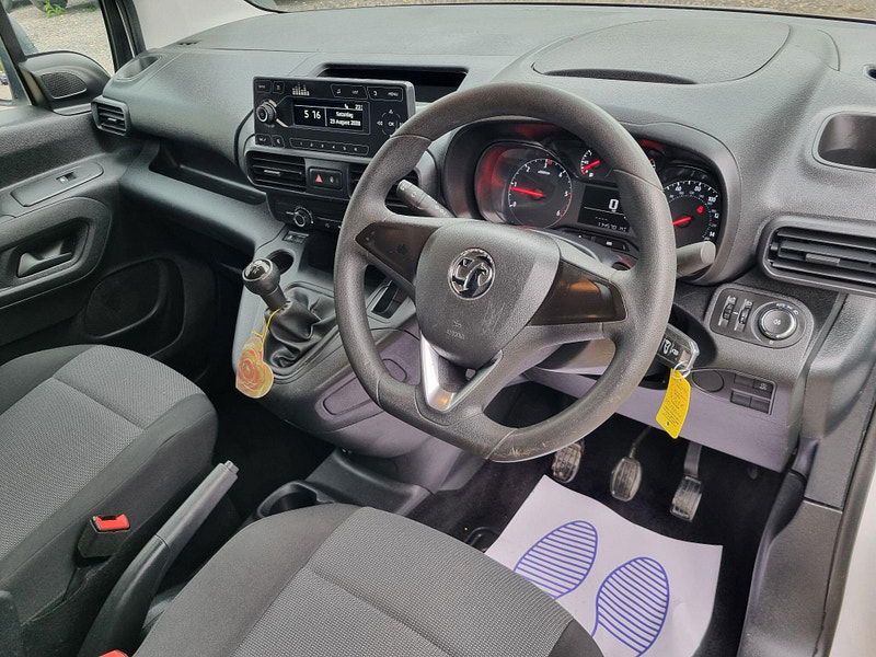 Vauxhall Combo 1.6 Turbo D 2300 Edition L2 H1 Euro 6 (s/s) 6dr 6dr Manual 2025