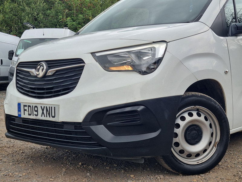 Vauxhall Combo 1.6 Turbo D 2300 Edition L2 H1 Euro 6 (s/s) 6dr 6dr Manual 2025