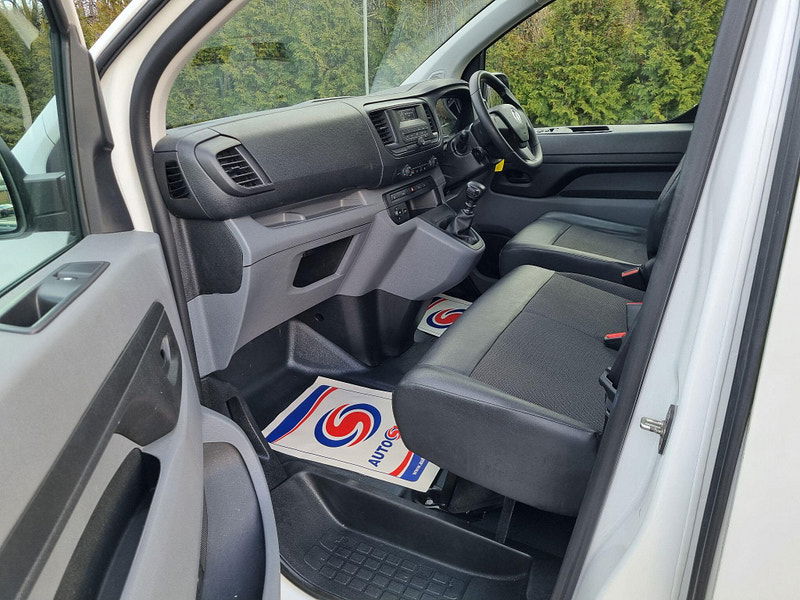 Vauxhall Vivaro 1.5 Turbo D 2700 Edition L1 H1 Euro 6 (s/s) 5dr 5dr Manual 2026