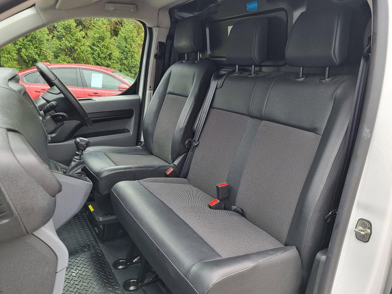 Vauxhall Vivaro 1.5 Turbo D 2900 Edition L2 H1 Euro 6 (s/s) 5dr 5dr Manual 2026