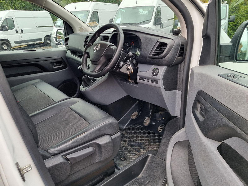 Vauxhall Vivaro 1.5 Turbo D 2900 Edition L2 H1 Euro 6 (s/s) 5dr 5dr Manual 2026