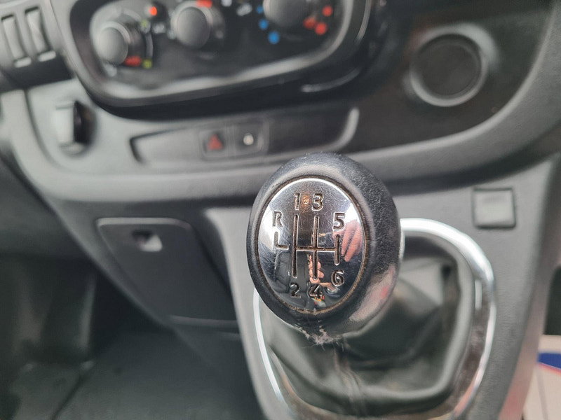 Vauxhall Vivaro 1.6 CDTi 2900 BiTurbo ecoTEC Sportive L2 H1 Euro 6 (s/s) 5dr 5dr Manual 2026