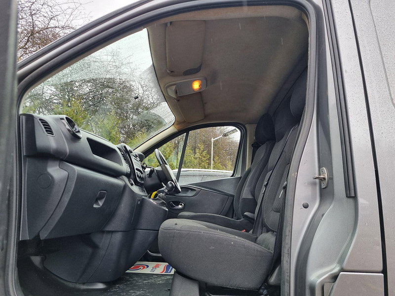 Vauxhall Vivaro 1.6 CDTi 2900 BiTurbo ecoTEC Sportive L2 H1 Euro 6 (s/s) 5dr 5dr Manual 2026