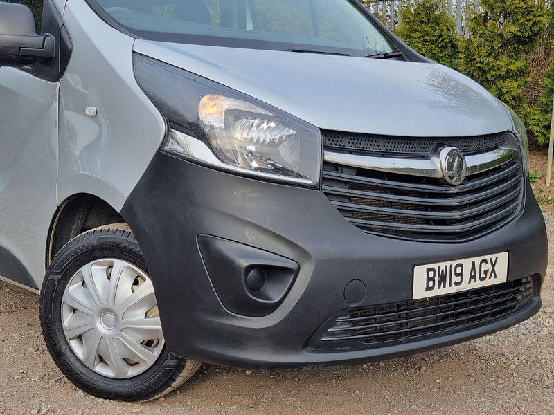 Vauxhall Vivaro 1.6 CDTi 2900 Crew Van L2 H1 Euro 6 (s/s) 5dr (6 Seat) 5dr Manual 2025