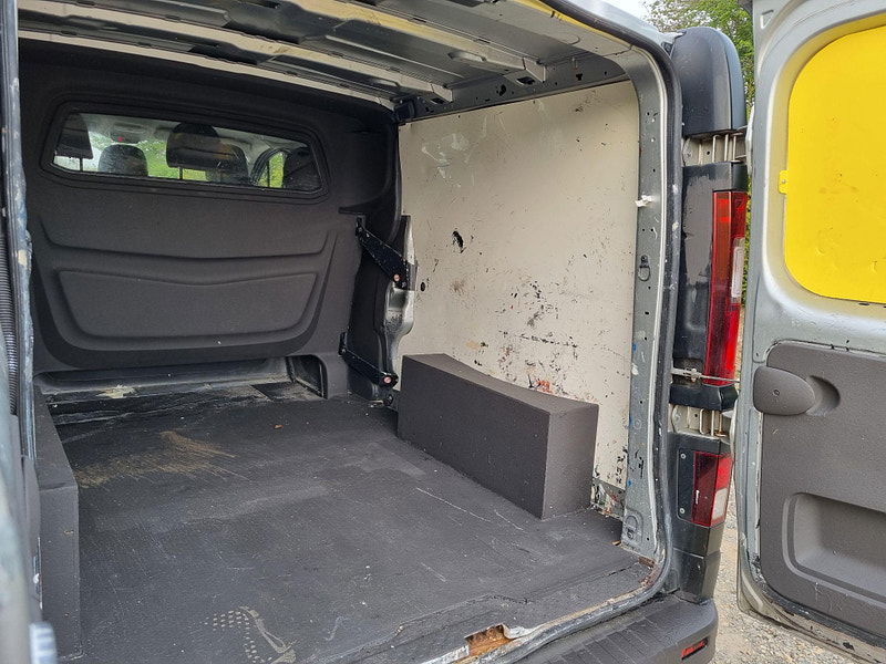 Vauxhall Vivaro 1.6 CDTi 2900 Crew Van L2 H1 Euro 6 (s/s) 5dr (6 Seat) 5dr Manual 2025