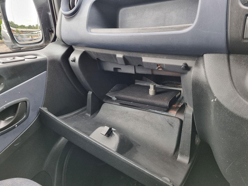 Vauxhall Vivaro 1.6 CDTi 2900 Crew Van L2 H1 Euro 6 (s/s) 5dr (6 Seat) 5dr Manual 2025