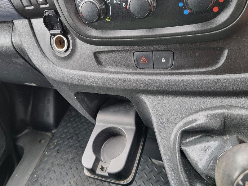 Vauxhall Vivaro 1.6 CDTi 2900 Crew Van L2 H1 Euro 6 (s/s) 5dr (6 Seat) 5dr Manual 2025