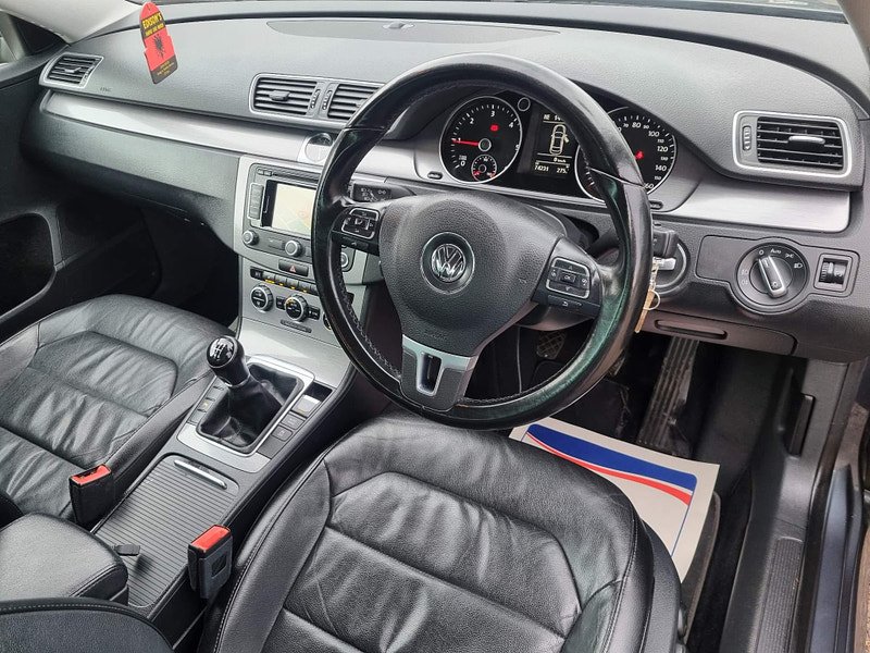 Volkswagen Passat 2.0 TDI BlueMotion Tech Executive Style Euro 5 (s/s) 4dr 4dr Manual 2024