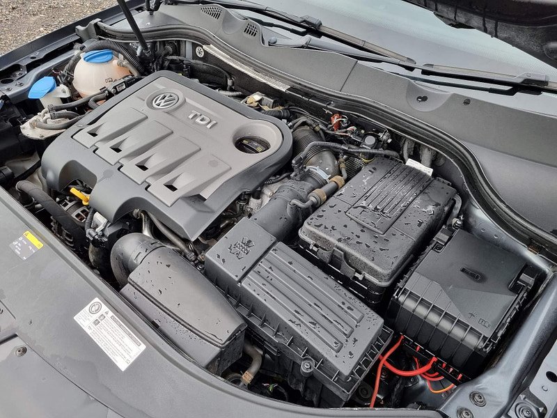 Volkswagen Passat 2.0 TDI BlueMotion Tech Executive Style Euro 5 (s/s) 4dr 4dr Manual 2024