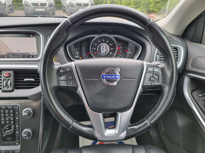 Volvo V40 2.0 D3 SE Lux Nav Euro 5 (s/s) 5dr 5dr Manual 2025