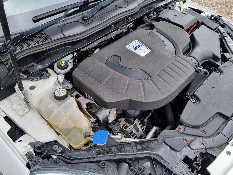 Volvo V40 2.0 D3 SE Lux Nav Euro 5 (s/s) 5dr 5dr Manual 2025