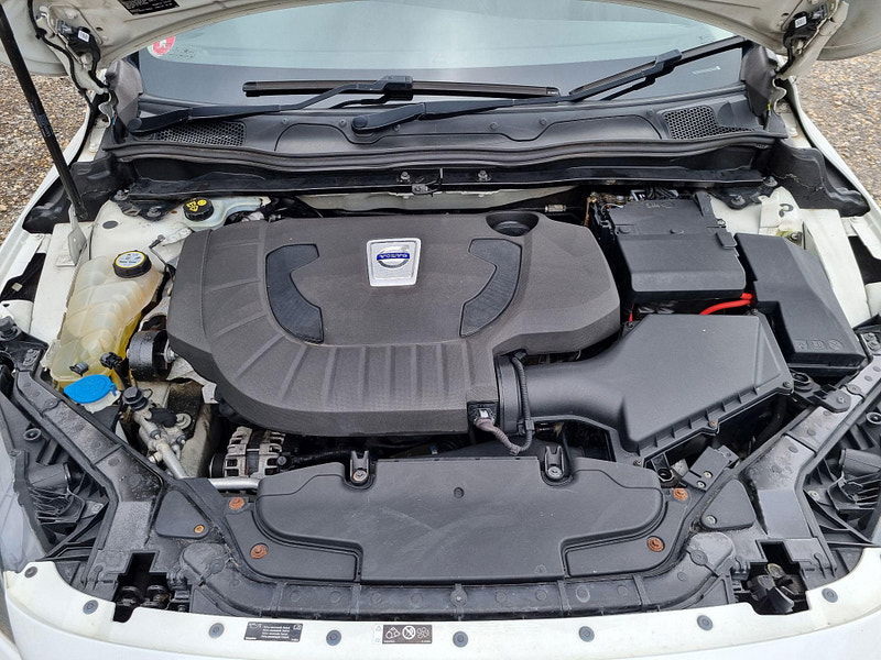 Volvo V40 2.0 D3 SE Lux Nav Euro 5 (s/s) 5dr 5dr Manual 2025