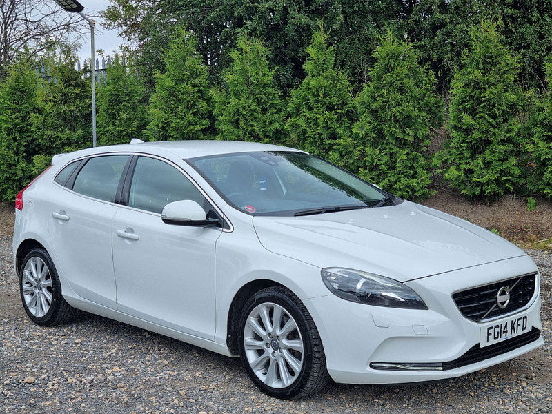 Volvo V40 2.0 D3 SE Lux Nav Euro 5 (s/s) 5dr 5dr Manual 2025