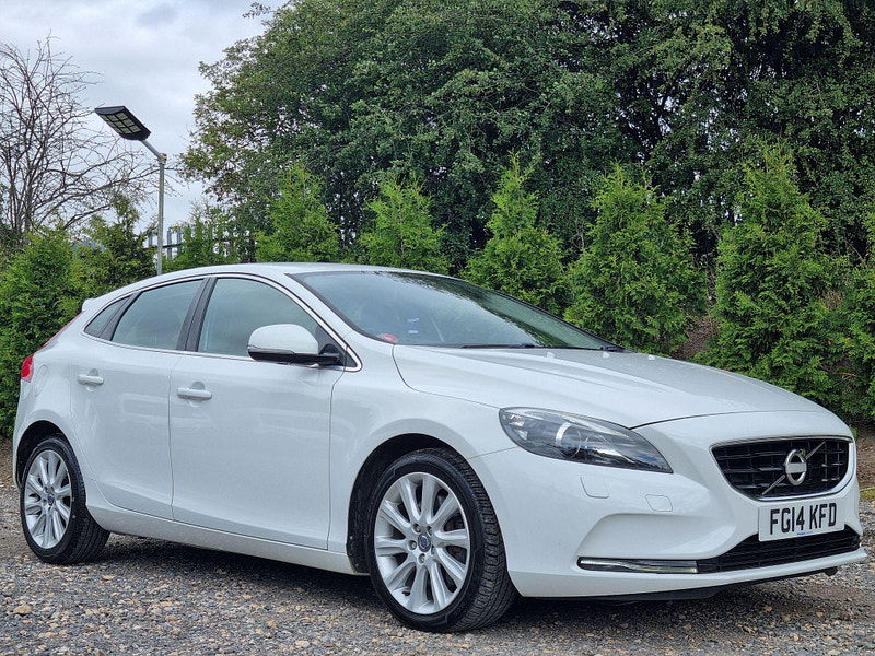 Volvo V40 2.0 D3 SE Lux Nav Euro 5 (s/s) 5dr 5dr Manual 2025