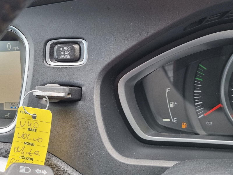 Volvo V40 2.0 D3 SE Lux Nav Euro 5 (s/s) 5dr 5dr Manual 2025