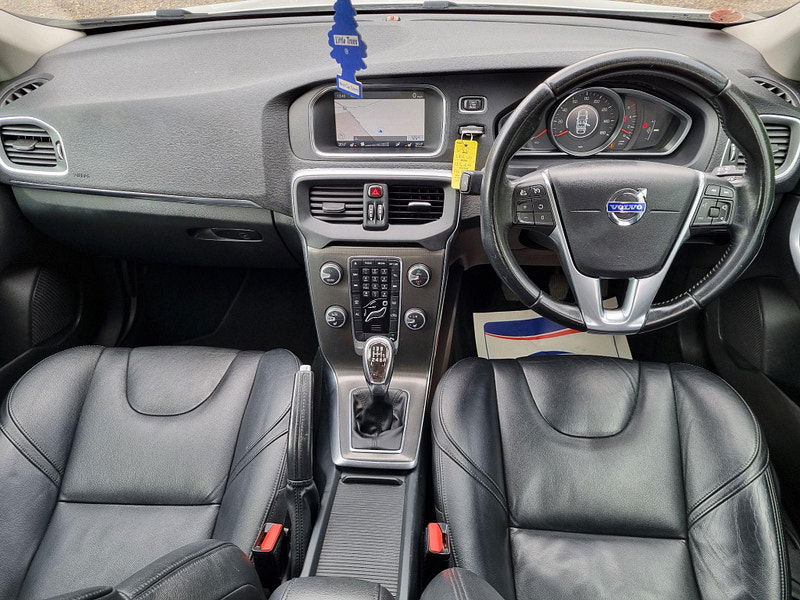 Volvo V40 2.0 D3 SE Lux Nav Euro 5 (s/s) 5dr 5dr Manual 2025