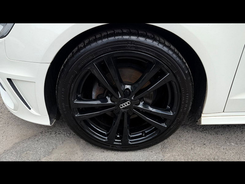 Audi A3 1.4 TFSI CoD S line Sportback 5dr Petrol Manual Euro 6 (s/s) (140 ps) 5dr Manual 2026