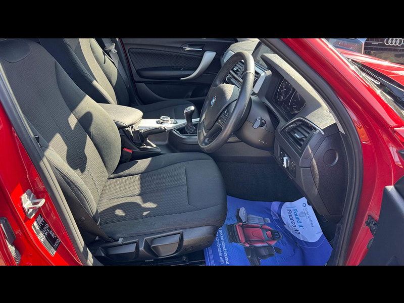 BMW 1 Series 1.5 116d SE Business Euro 6 (s/s) 5dr 5dr Manual 2025