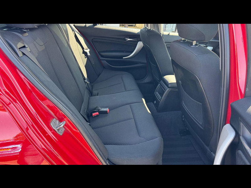 BMW 1 Series 1.5 116d SE Business Euro 6 (s/s) 5dr 5dr Manual 2025