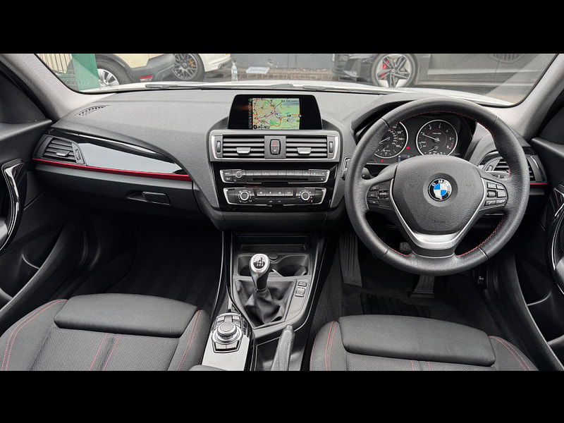 BMW 1 Series 2.0 118d Sport Euro 6 (s/s) 5dr 5dr Manual 2025