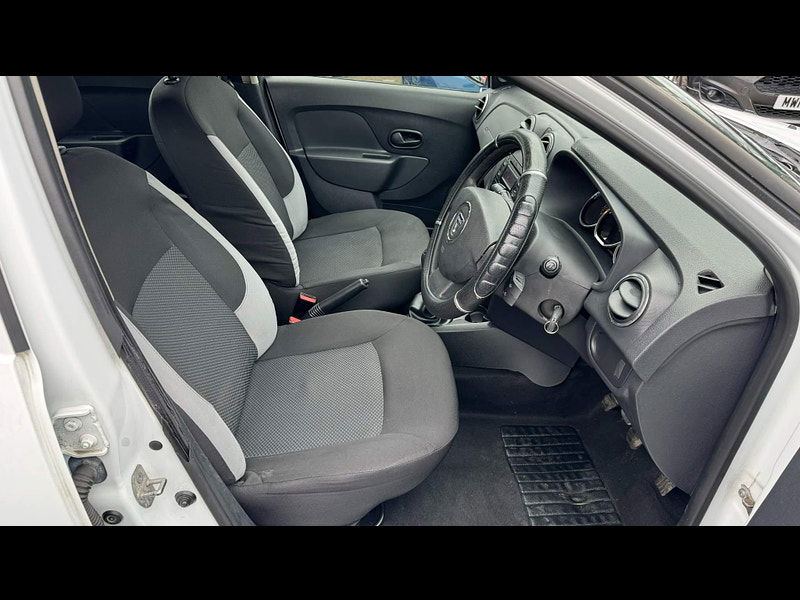 Dacia Sandero 1.2 Ambiance Euro 5 5dr 5dr Manual 2025