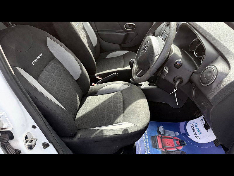 Dacia Sandero Stepway 0.9 TCe Ambiance Hatchback 5dr Petrol Manual Euro 6 (s/s) (90 ps) 5dr Manual 2026