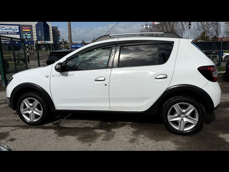 Dacia Sandero Stepway 0.9 TCe Ambiance Hatchback 5dr Petrol Manual Euro 6 (s/s) (90 ps) 5dr Manual 2026