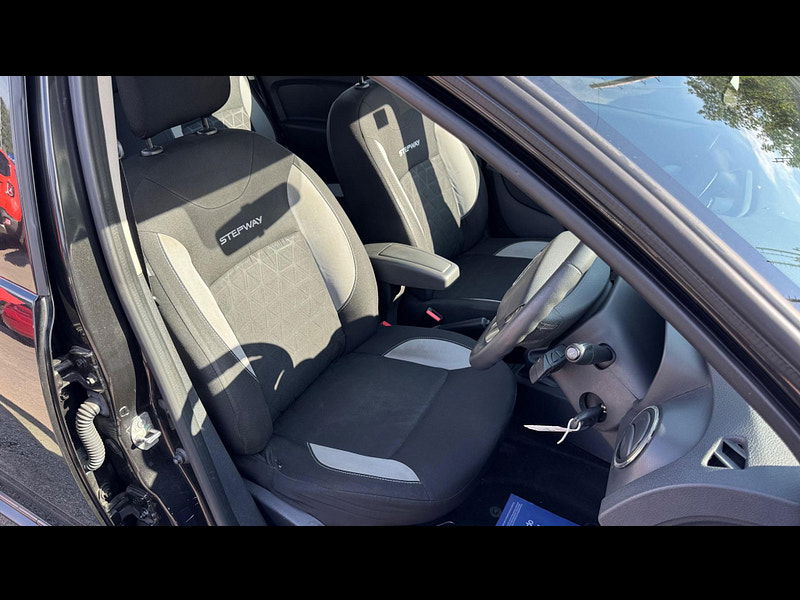 Dacia Sandero Stepway 1.5 dCi Laureate Euro 5 5dr 5dr Manual 2025