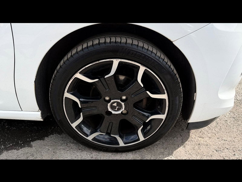 DS Automobiles DS 3 1.6 BlueHDi DStyle Hatchback 3dr Diesel Manual Euro 6 (s/s) (100 ps) 3dr Manual 2026
