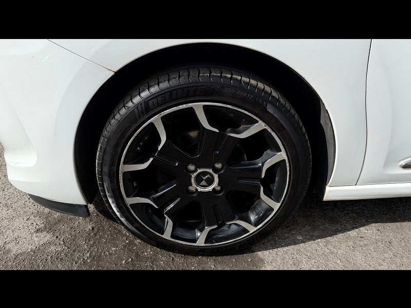 DS Automobiles DS 3 1.6 BlueHDi DStyle Hatchback 3dr Diesel Manual Euro 6 (s/s) (100 ps) 3dr Manual 2026