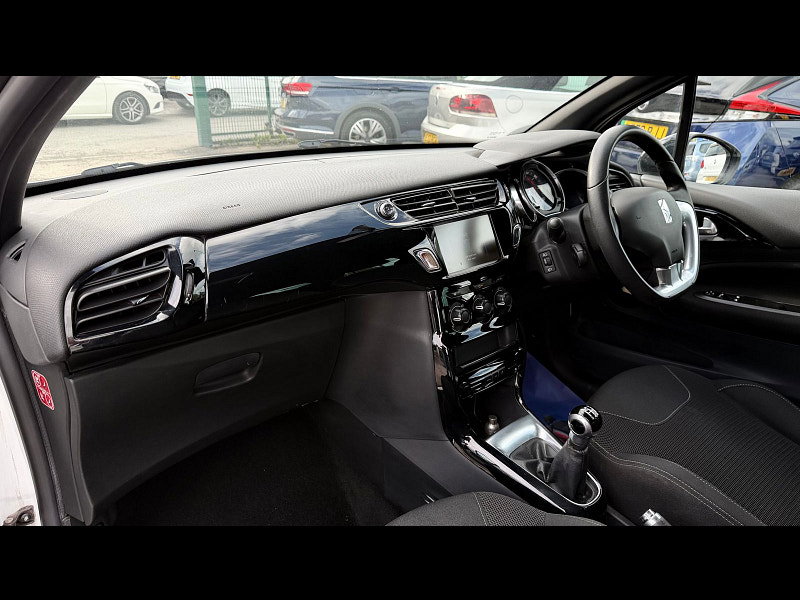 DS Automobiles DS 3 1.6 BlueHDi DStyle Hatchback 3dr Diesel Manual Euro 6 (s/s) (100 ps) 3dr Manual 2026