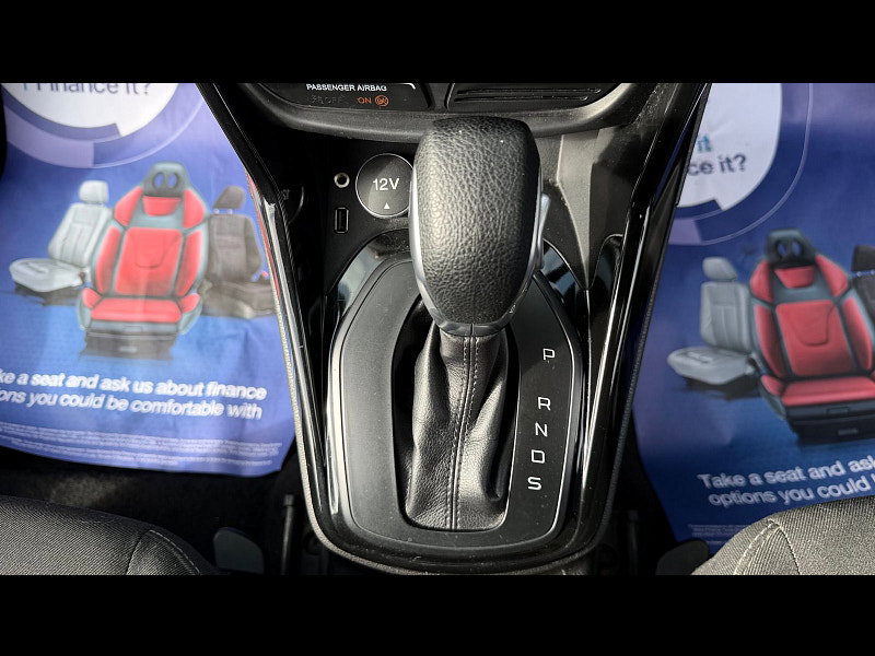 Ford B-Max 1.6 Titanium MPV 5dr Petrol Powershift Euro 5 (105 ps) 5dr Automatic 2026