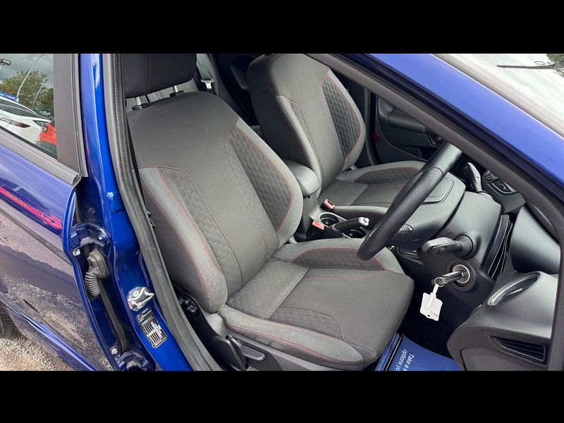 Ford Fiesta 1.0T EcoBoost ST-Line Euro 6 (s/s) 5dr 5dr Manual 2025