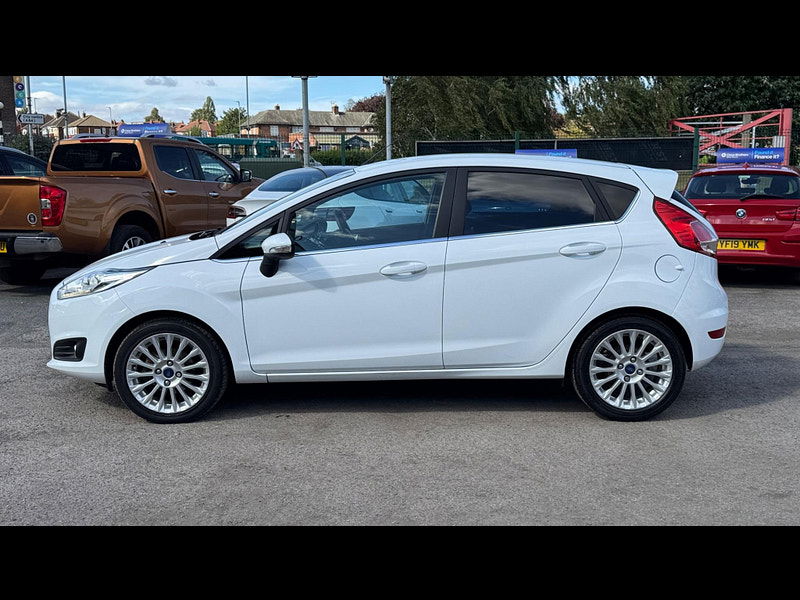 Ford Fiesta 1.0T EcoBoost Titanium Euro 5 (s/s) 5dr 5dr Manual 2025