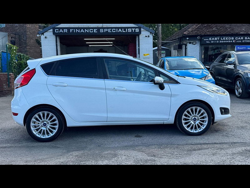 Ford Fiesta 1.0T EcoBoost Titanium Euro 5 (s/s) 5dr 5dr Manual 2025