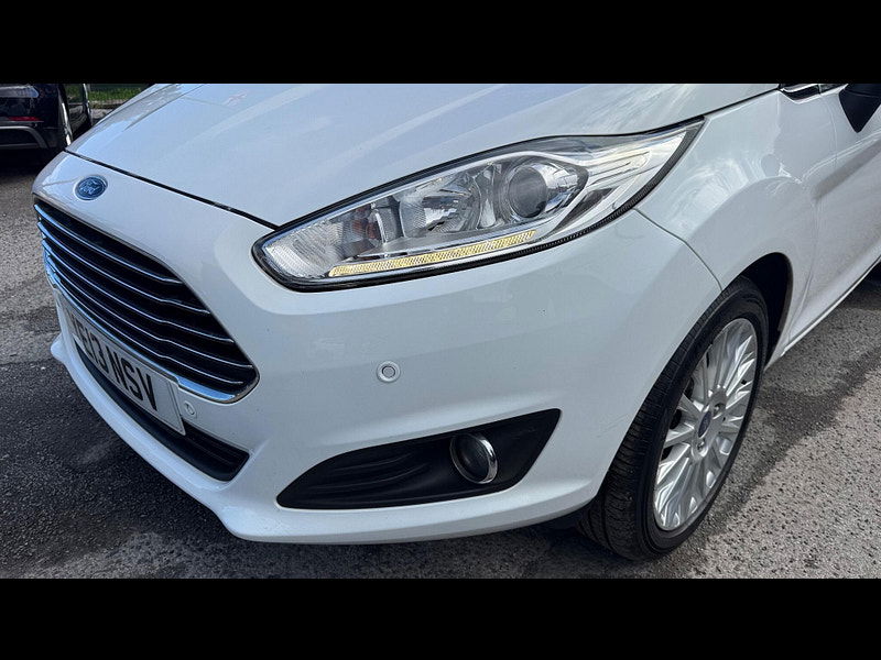 Ford Fiesta 1.0T EcoBoost Titanium Euro 5 (s/s) 5dr 5dr Manual 2025