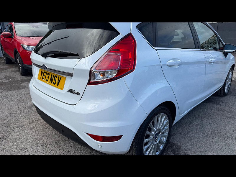 Ford Fiesta 1.0T EcoBoost Titanium Euro 5 (s/s) 5dr 5dr Manual 2025