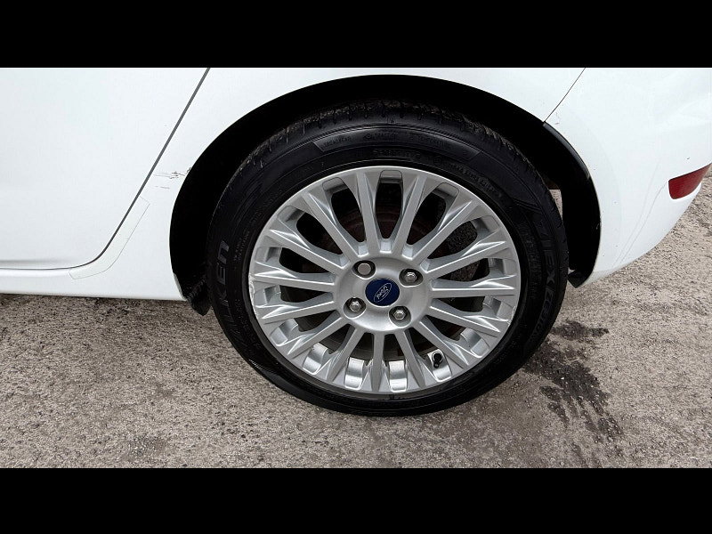 Ford Fiesta 1.0T EcoBoost Titanium Hatchback 5dr Petrol Manual Euro 5 (s/s) (100 ps) 5dr Manual 2026