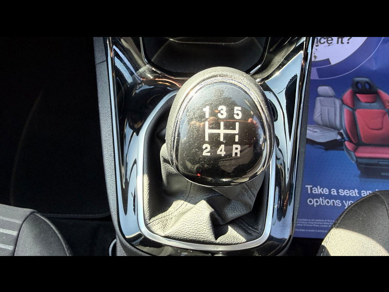 Ford Fiesta 1.0T EcoBoost Titanium Hatchback 5dr Petrol Manual Euro 5 (s/s) (100 ps) 5dr Manual 2026