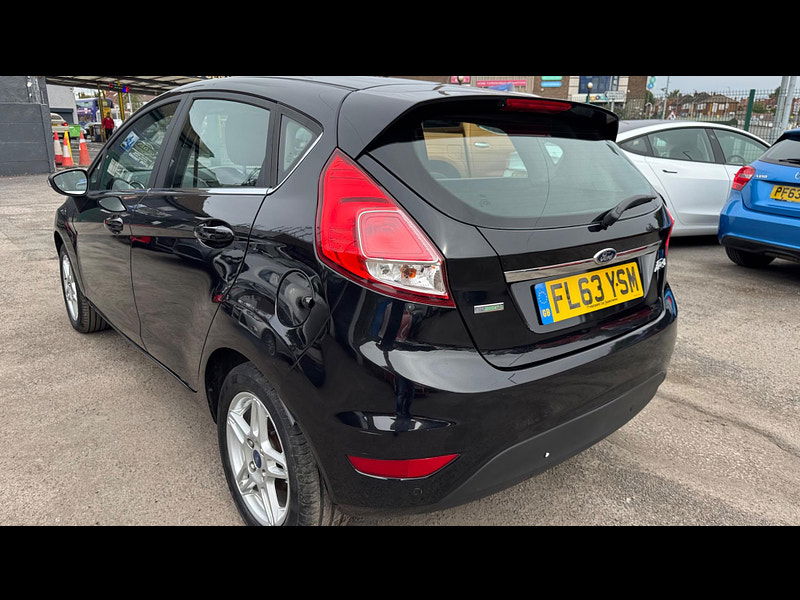 Ford Fiesta 1.0T EcoBoost Zetec Euro 5 (s/s) 5dr 5dr Manual 2025
