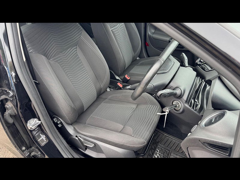 Ford Fiesta 1.0T EcoBoost Zetec Euro 5 (s/s) 5dr 5dr Manual 2025